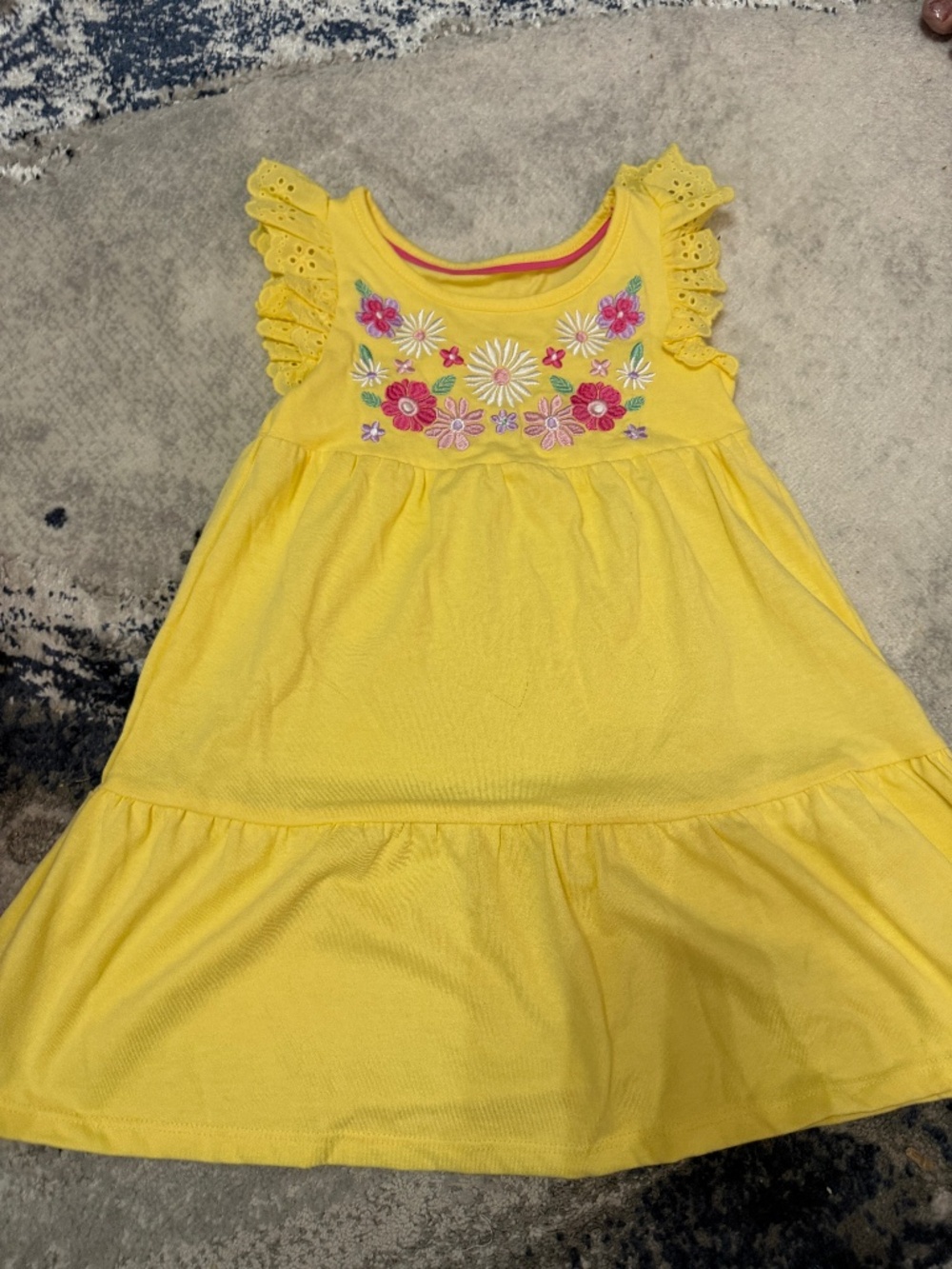 Cynthia Rowley Girls Size 4 Yellow Floral Embroidered Ruffle Dress